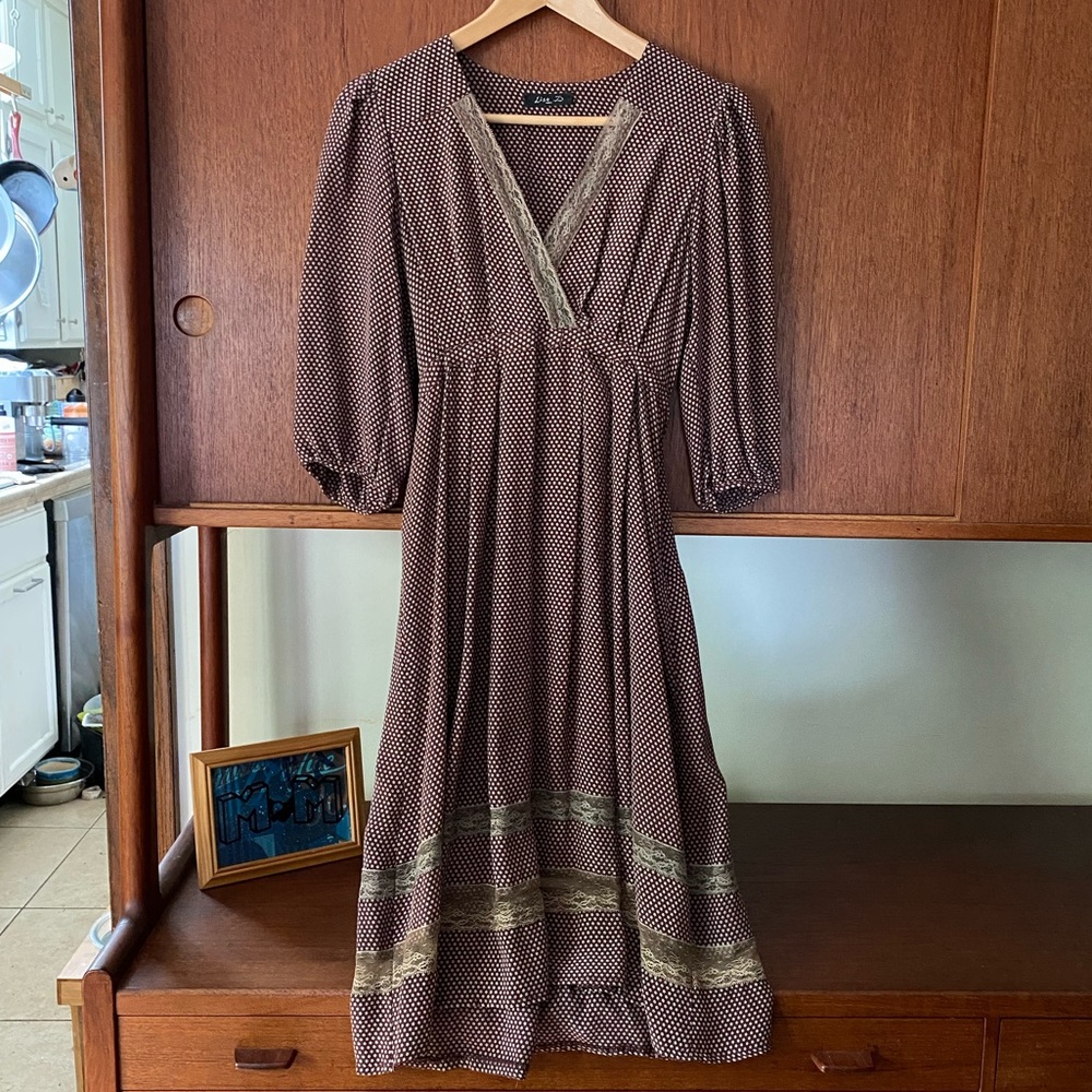 Lisa D soft 100% silk peasant dress